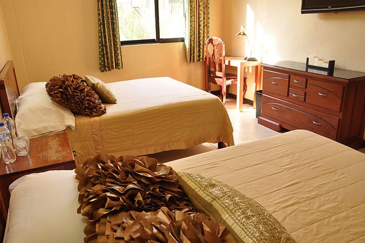 Hotel Palenque Buitenkant foto