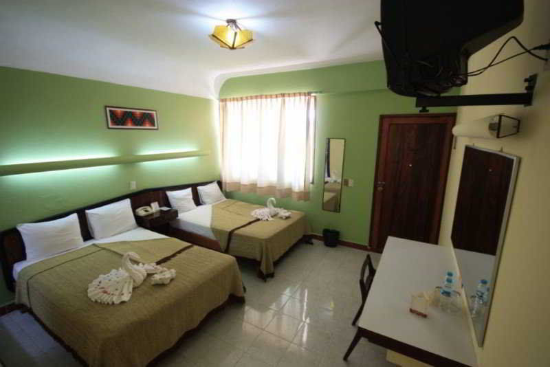 Hotel Palenque Buitenkant foto
